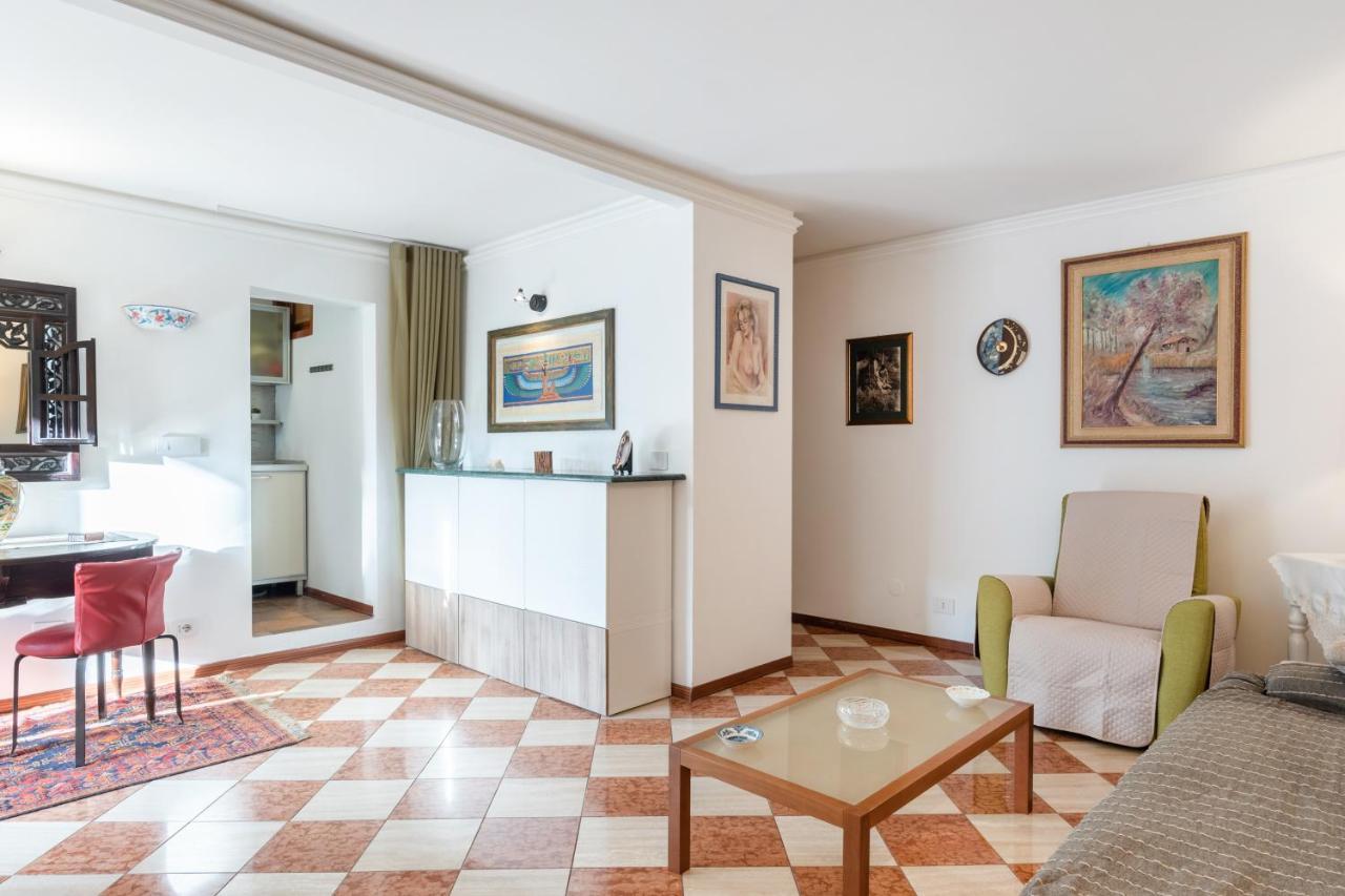 Via Etnea Cozy Apartment With Balcony كاتانيا المظهر الخارجي الصورة